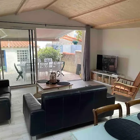 Maison Proche Plages, Port Et Tous Commerces בית נופש