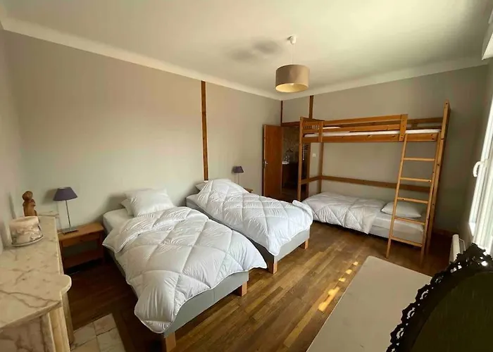 Maison Proche Plages, Port Et Tous Commerces