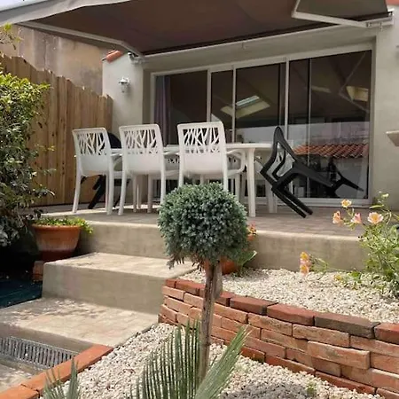 Maison Proche Plages, Port Et Tous Commerces